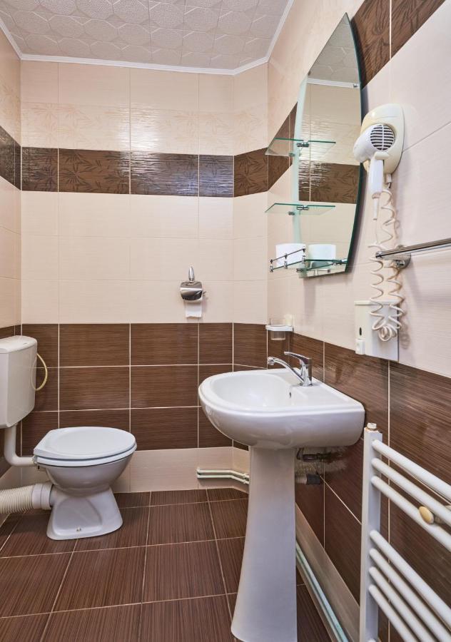 Mora Guest house