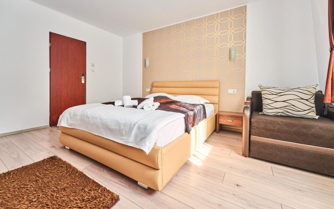 Mora Guest house 3*