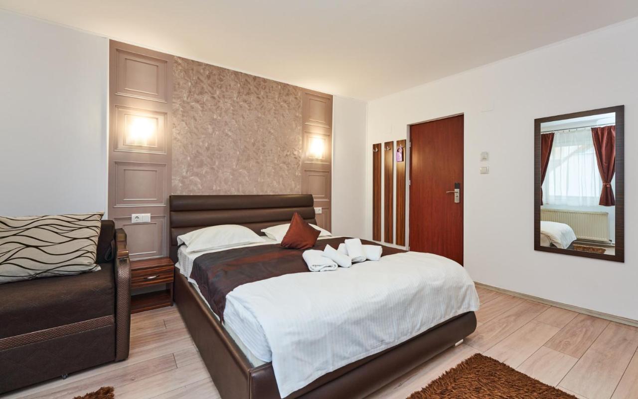 Mora Guest house 3*