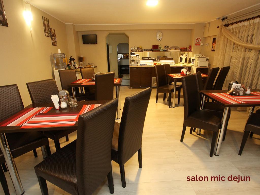 Mora Guest house 3*